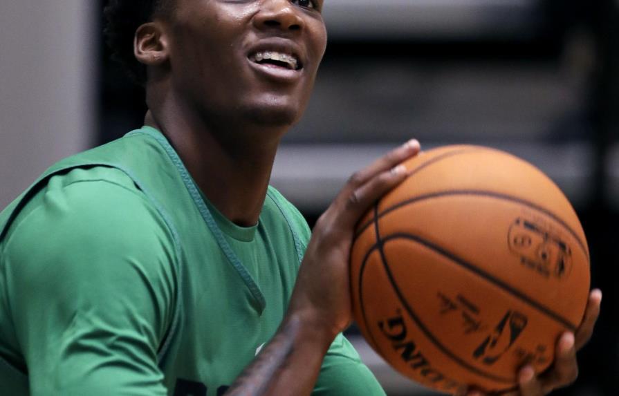 Los Celtics contratan a Robert Williams, escogido en draft