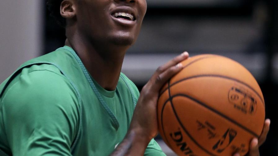 Los Celtics contratan a Robert Williams, escogido en draft Los Celtics contratan a Robert Williams, escogido en draft