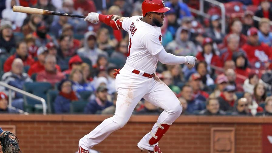 Ozuna de 4-2; Cardenales apabullan a Gigantes y pierde Cueto 