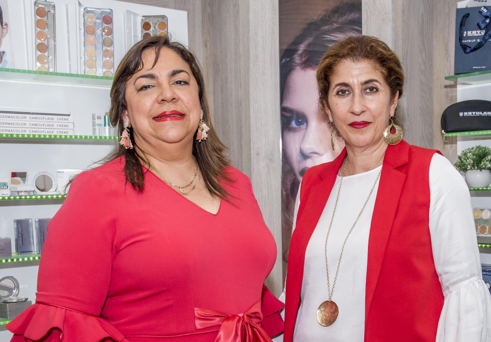 Sarah Hernández de Arzeno y Desirée Bonetti.