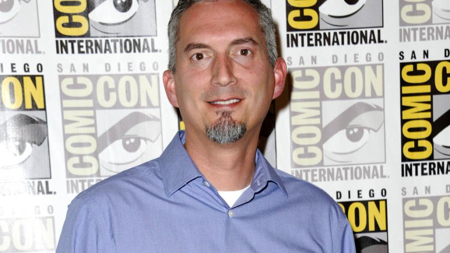 Autor de libro juvenil “Maze Runner” trabaja en un nuevo libro