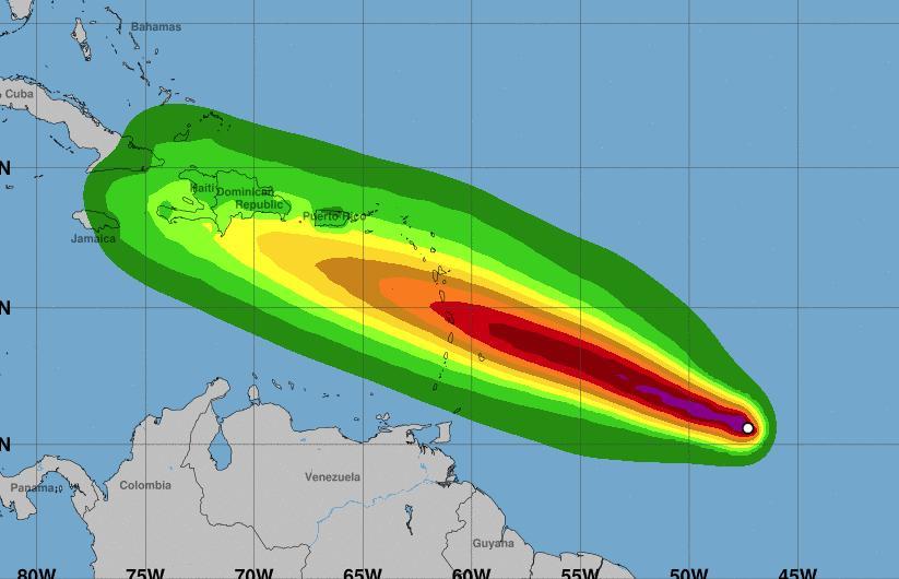 Declaran a Puerto Rico en emergencia ante paso del huracán Beryl