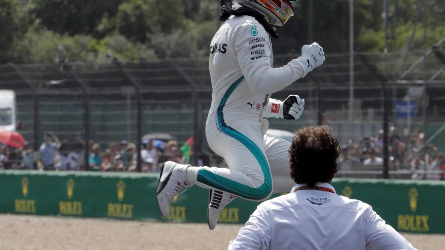Lewis Hamilton saldrá 1ro en el GP de Gran Bretaña