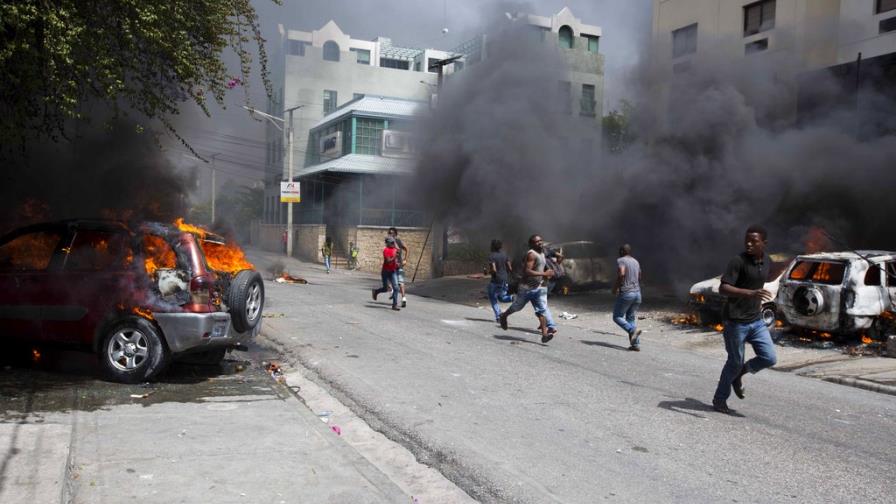 Presidente haitiano llama a retomar la calma tras violentas protestas en su país