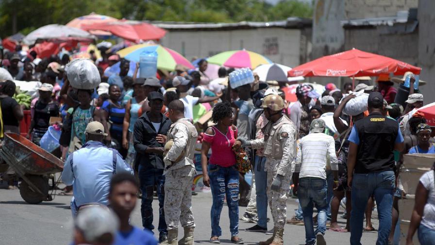 Situación haitiana puede agudizar en crisis política por pedido de renuncia de autoridades Situación haitiana puede agudizar en crisis política por pedido de renuncia de autoridades