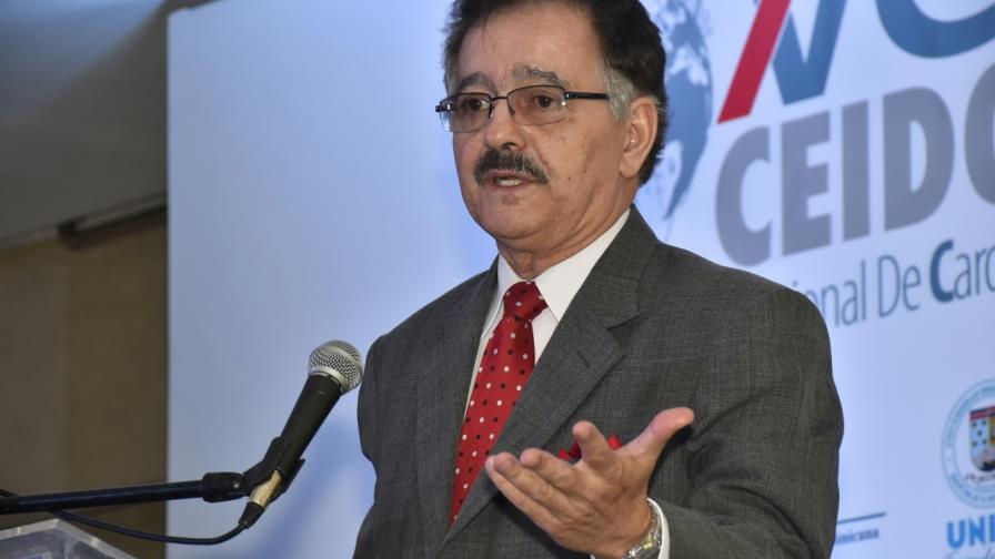 Cardiólogo advierte graves daños por humo del cigarrillo Cardiólogo advierte graves daños por humo del cigarrillo