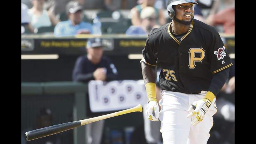 VÍDEOS: Gregory Polanco, jonrón, remolcó cuatro vueltas y ayuda a Iván Nova a ganar quinto VÍDEOS: Gregory Polanco, jonrón, remolcó cuatro vueltas y ayuda a Iván Nova a ganar quinto