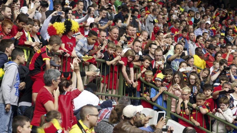 2.400 Kilómetros en autostop para ver a Bélgica en semifinales 2.400 Kilómetros en autostop para ver a Bélgica en semifinales