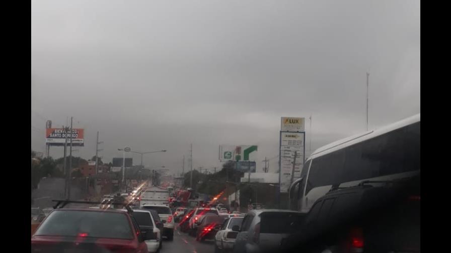 Remanentes de Beryl provocaron desvíos de vuelos y retrasos en el aeropuerto Las Américas