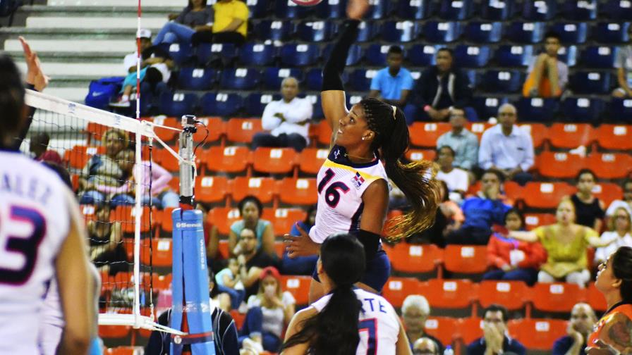 Canadá barrió a República Dominicana y terminó como líder del Grupo A Canadá barrió a República Dominicana y terminó como líder del Grupo A