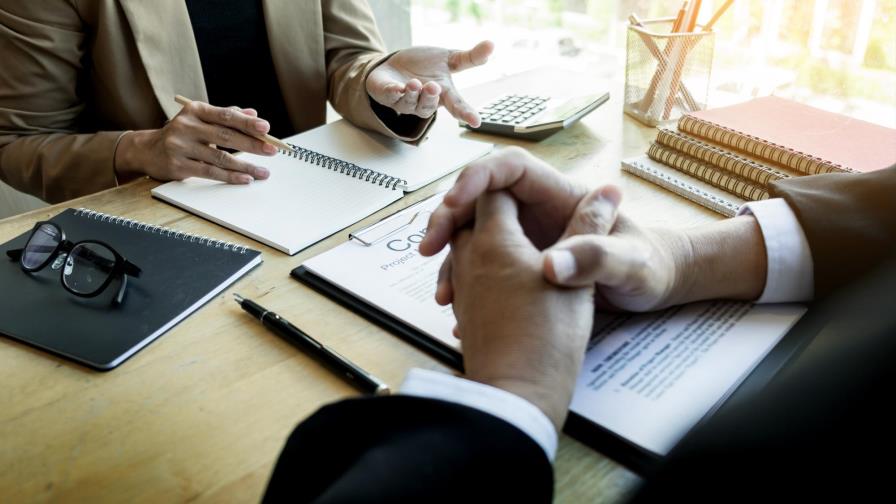 Por qué siempre habrá un lugar en el trabajo para el ‘antipático’ de la oficina