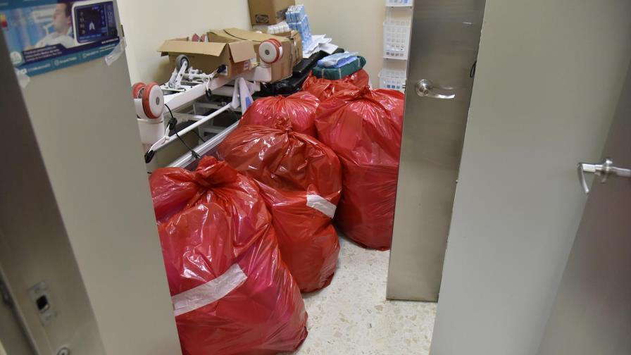 Por temor a derrumbes trasladarán empleados de hospital Padre Billini Por temor a derrumbes trasladarán empleados de hospital Padre Billini