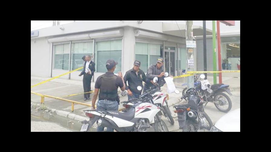 Dictan tres meses de prisión a uno de los acusados de asaltar sucursal del Banco Popular