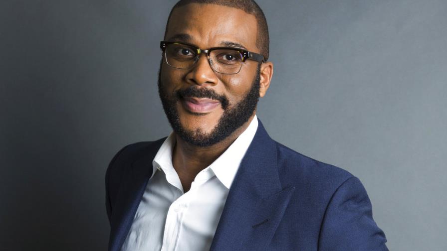 Tyler Perry advierte a sus fans sobre estafas en Facebook Tyler Perry advierte a sus fans sobre estafas en Facebook