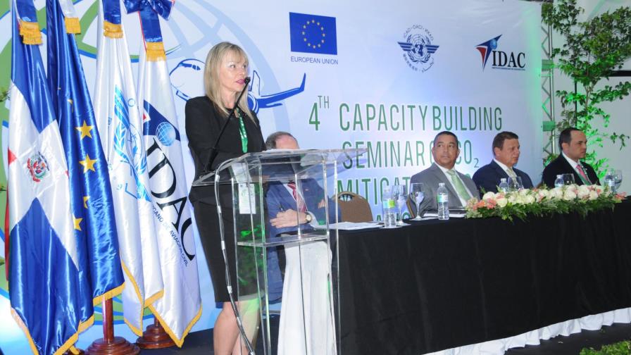 Realizan en el país seminario internacional sobre aviación 