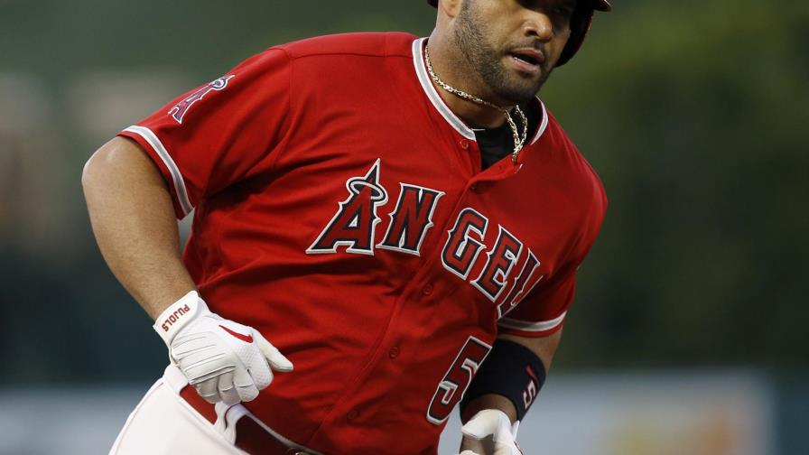 Pujols pega 2 jonrones en paliza de Angelinos ante Marineros