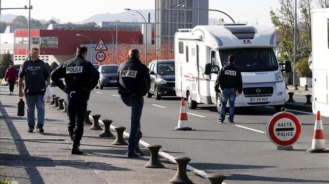 Francia moviliza a 110.000 policías por final del Mundial y fiesta nacional