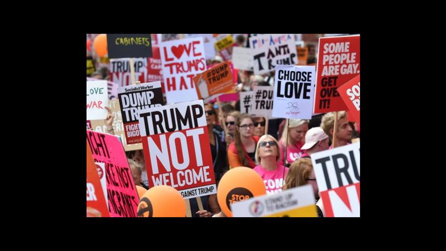 Disfraces y proclamas reivindicativas en Londres contra la visita de Trump