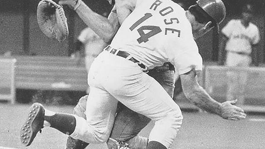 Pete Rose mandó a Ray Fosse al hospital