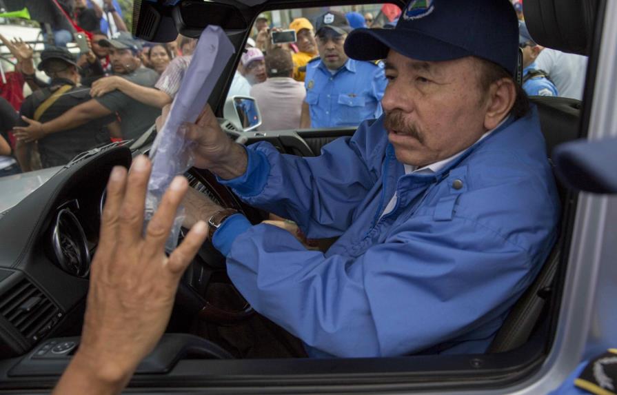 Ortega pide a la oposición restaurar la paz en Nicaragua