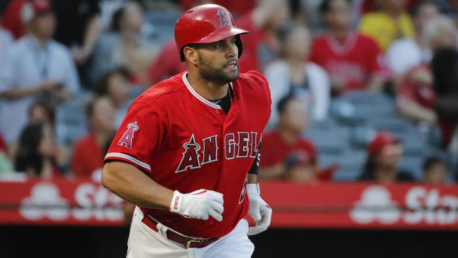 Pujols va a lista de lesionados por molestia en la rodilla Pujols va a lista de lesionados por molestia en la rodilla