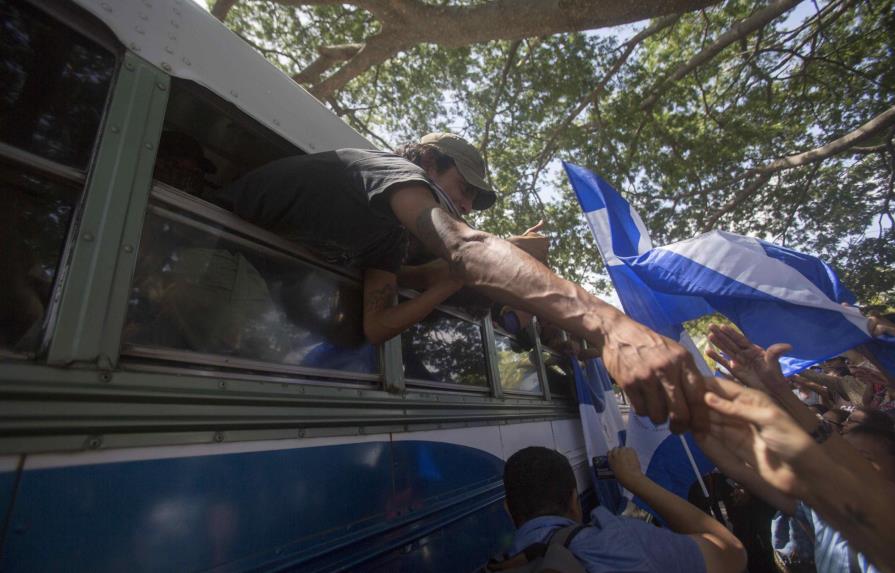 Sube tensión en Nicaragua por ataque contra estudiantes que dejó dos muertos