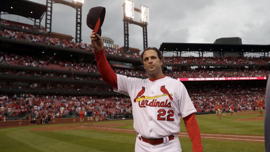 Cardenales despiden a su manager Mike Matheny