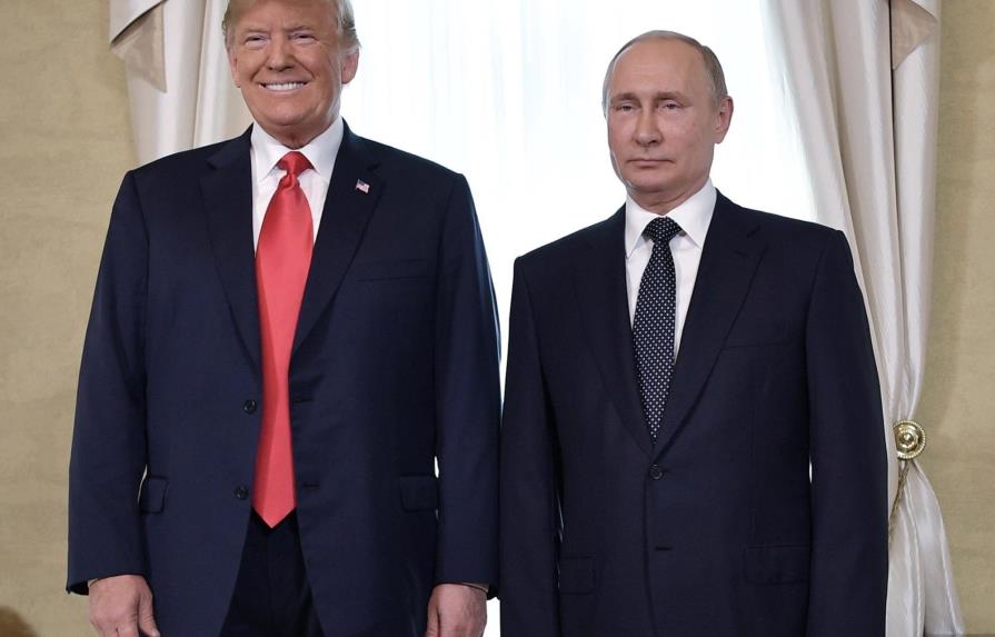 Comienza la primera cumbre entre Donald Trump y Vladimir Putin