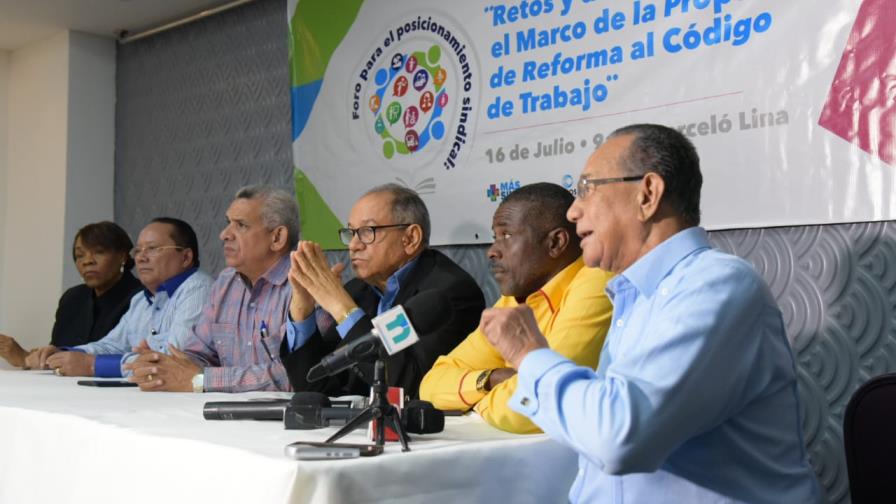 Centrales sindicales advierten que no permitirán retrocesos en reforma al Código de Trabajo