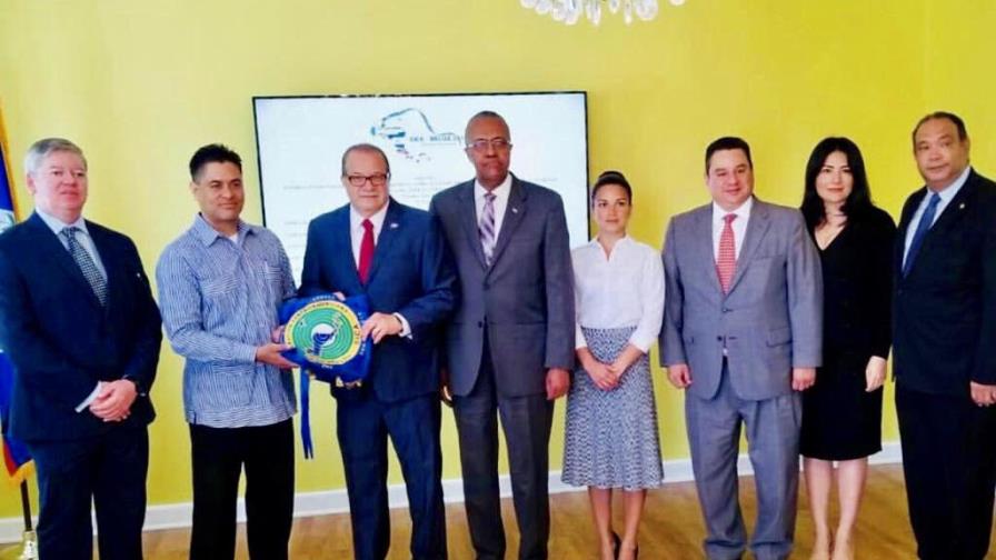 Embajador dominicano entrega presidencia pro tempore del SICA a su homólogo de Belice