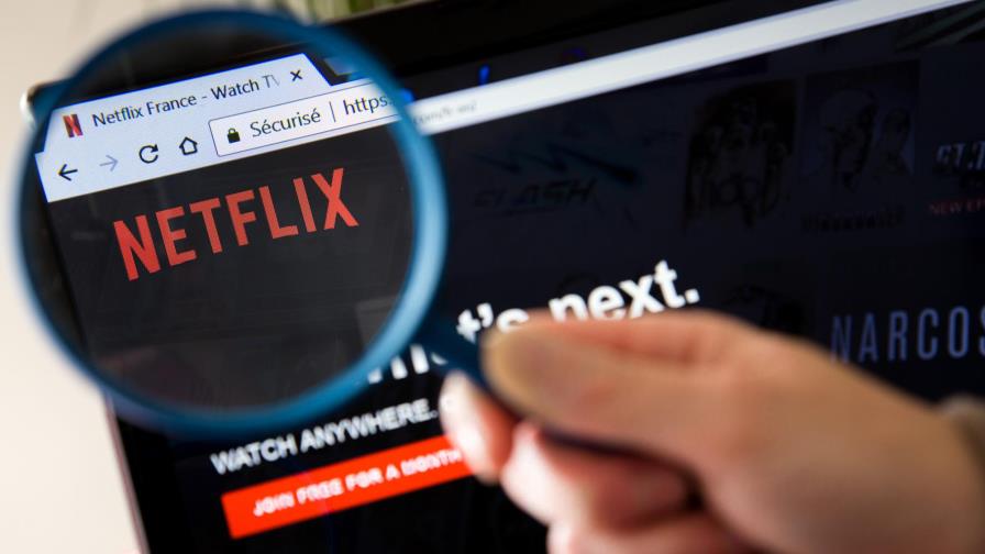 Acciones Netflix caen 13 % por baja suscripciones