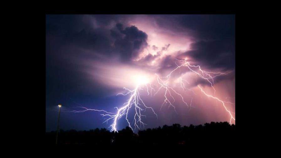 Qué tan peligrosas son las tormentas eléctricas y como cuidarnos de ellas Qué tan peligrosas son las tormentas eléctricas y como cuidarnos de ellas