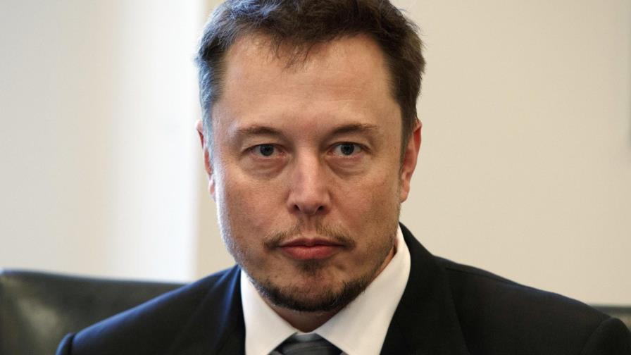 Musk se disculpa por comentario ofensivo contra buzo rescatista