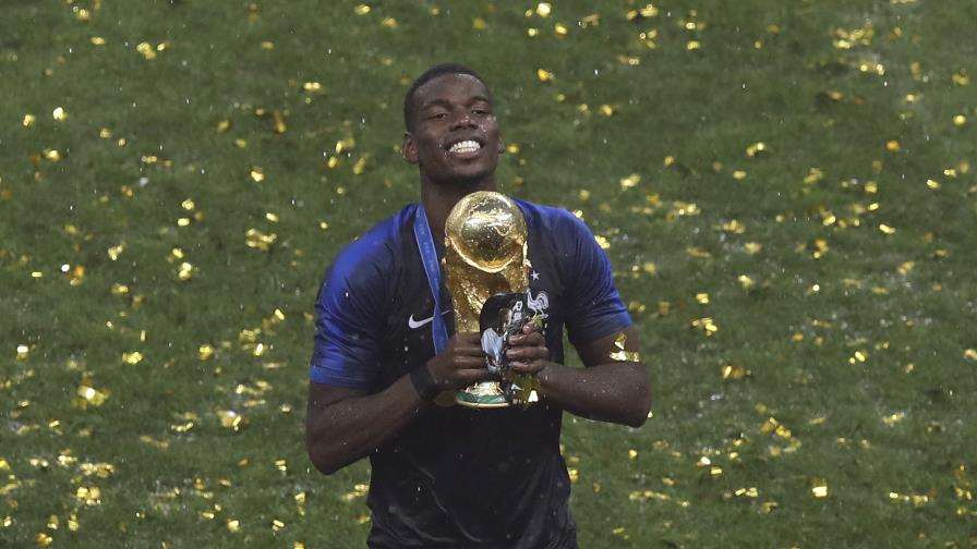 Los campeones del mundo reivindican su sentimiento francés frente a críticas