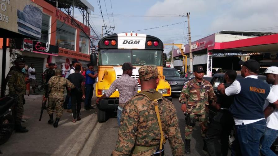 Migración detiene 717 indocumentados