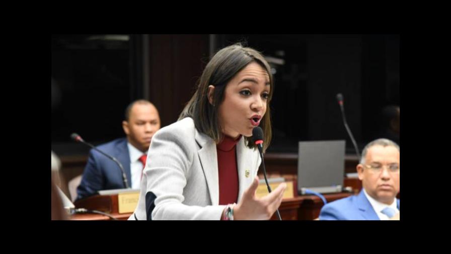 Guerra en Twitter: defensores de Faride se enfrentan al Gobierno y crean el hashtag #YoCreoEnFaride