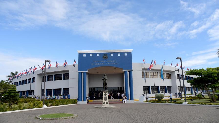 Migración detiene a 717 extranjeros que se encontraban de forma ilegal en el país Migración detiene a 717 extranjeros que se encontraban de forma ilegal en el país