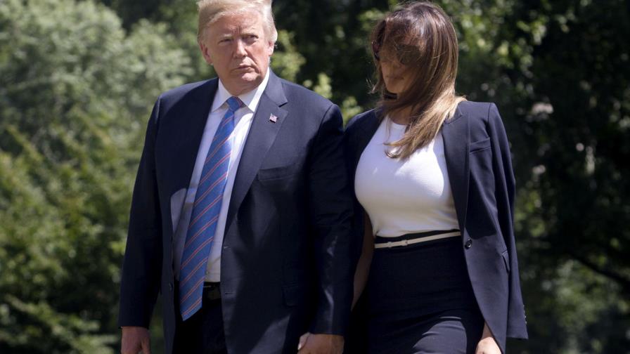 Trump dice que le advirtió a Putin sobre entrometerse