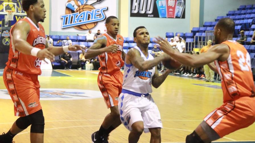 Los Cañeros del Este se apoyan en Appling y Soliman para vencer a los Titanes