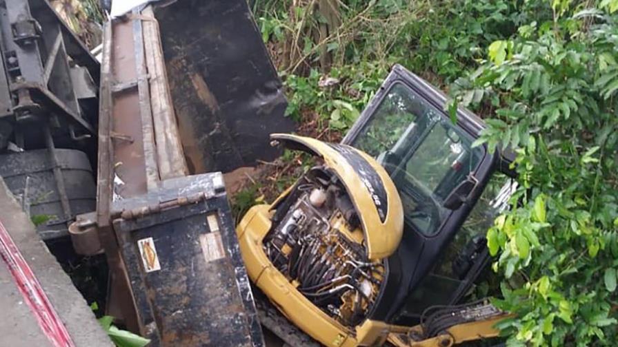 Accidente deja un muerto y tres heridos en Maimón Accidente deja un muerto y tres heridos en Maimón