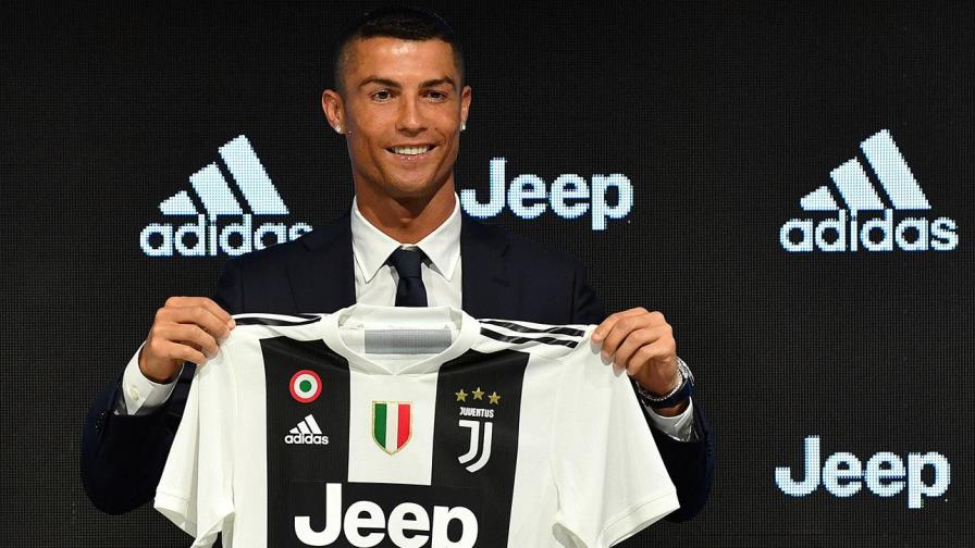 La Juventus vende medio millón de camisetas de Cristiano en un día