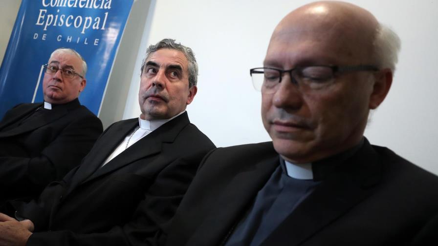 Obispo chileno rechaza entregar informe de abusos a Fiscalía