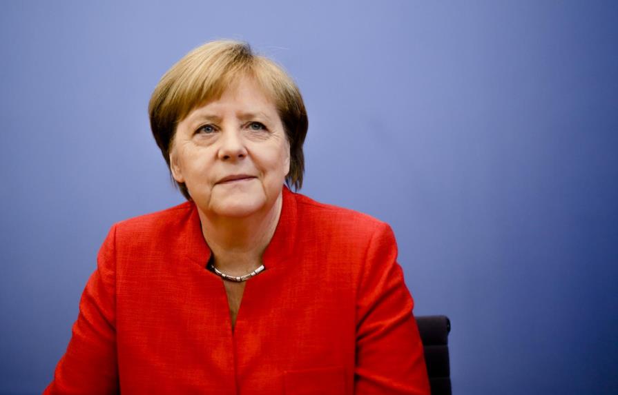 Merkel asegura que relación con Estados Unidos es central para su gobierno