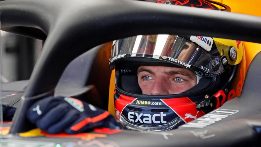 Max Verstappen logra el mejor crono en los Libres 2