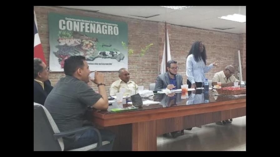 Productores de cerezas piden al Gobierno dejar de dar jugos artificiales en desayuno escolar