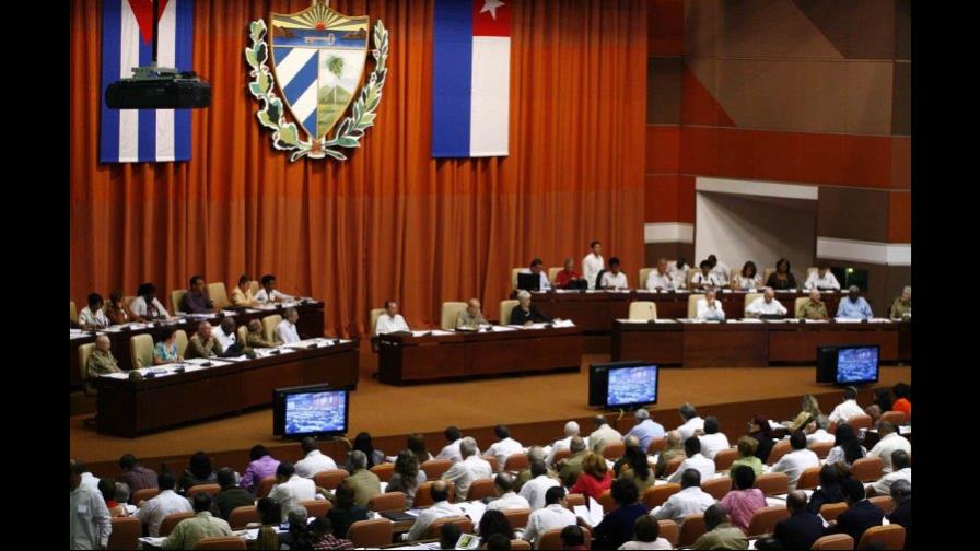 Parlamento cubano aborda el matrimonio igualitario en su nueva constitución Parlamento cubano aborda el matrimonio igualitario en su nueva constitución