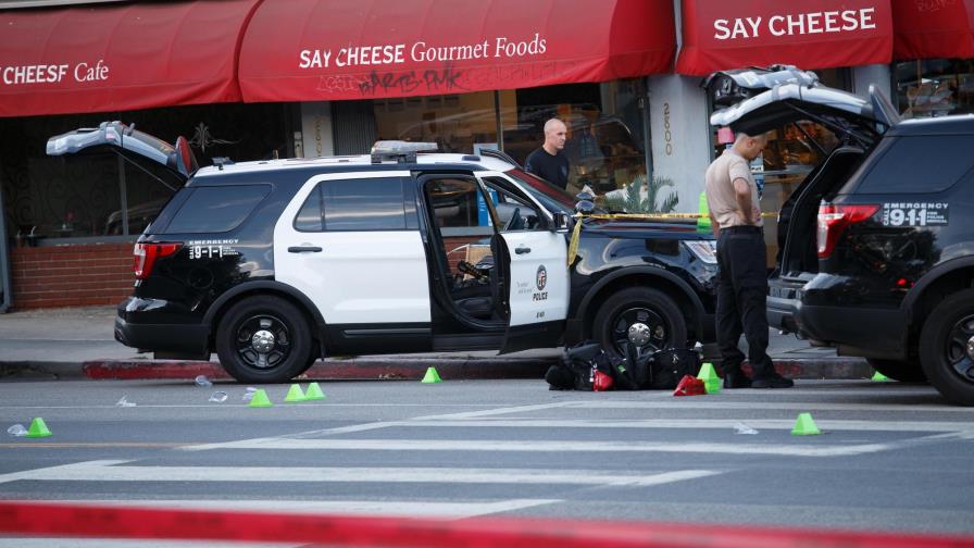Muere una mujer tras toma de rehenes en supermercado de Los Ángeles