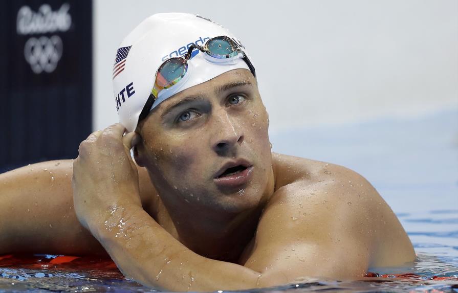 Nadador estadounidense Ryan Lochte, suspendido 14 meses por violar ley antidopaje