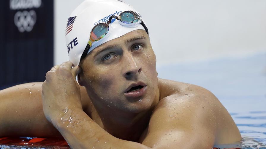 Nadador estadounidense Ryan Lochte, suspendido 14 meses por violar ley antidopaje