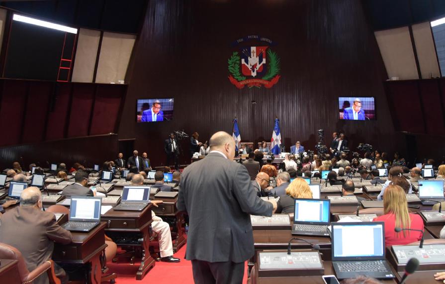 Oposición espera ahora se apruebe Ley de Partidos
